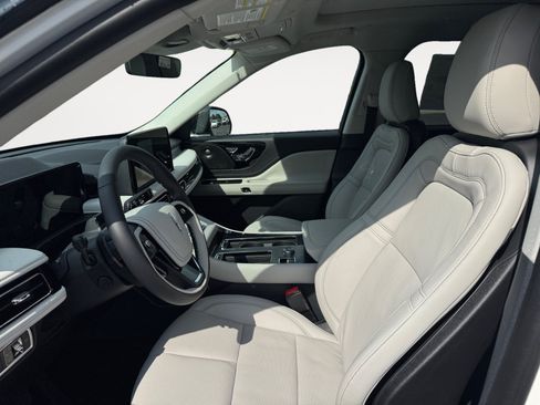 New 2026 Lincoln Aviator Reserve AWD/4WD image 12