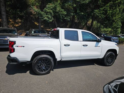 New 2026 Chevrolet Colorado W/T w/ WT Custom Package AWD/4WD image 8