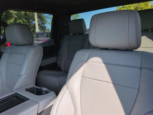 Used 2026 Toyota Tundra Limited AWD/4WD image 8
