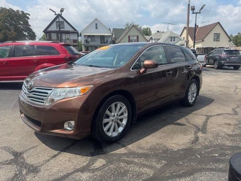Used 2009 Toyota Venza AWD image 3