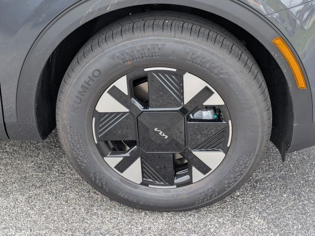 New 2027 Kia Sportage LX FWD image 11