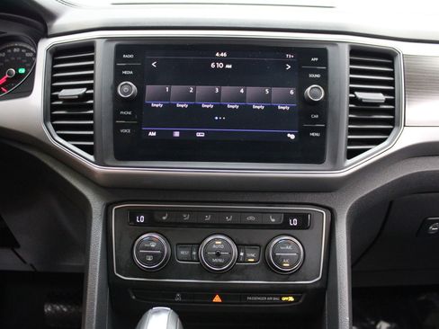 Used 2019 Volkswagen Atlas SE w/ Panoramic Sunroof Package FWD image 42