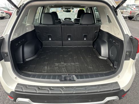Used 2020 Subaru Forester Touring image 5