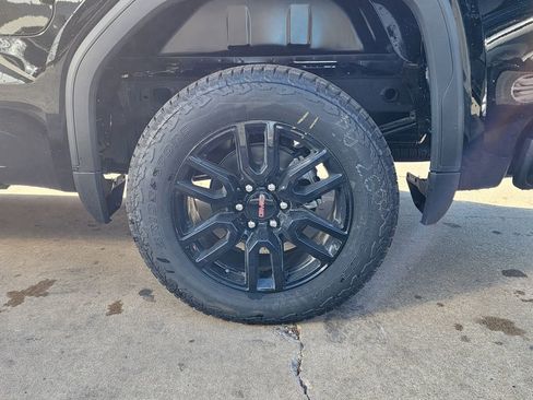 New 2026 GMC Sierra 1500 Elevation image 51