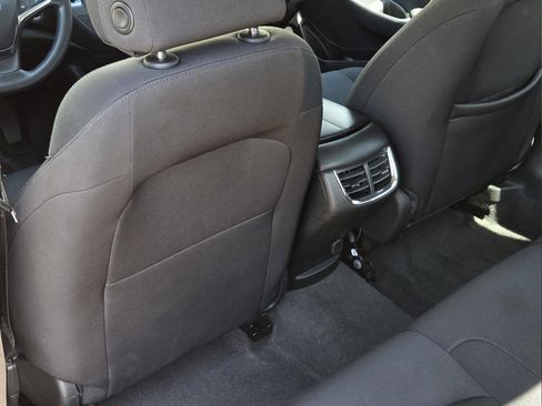 Used 2024 Chevrolet Malibu LT FWD image 23