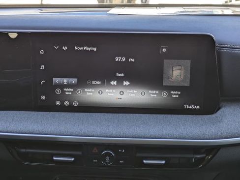 New 2026 Nissan Kicks SV w/ SV Premium Package FWD image 19