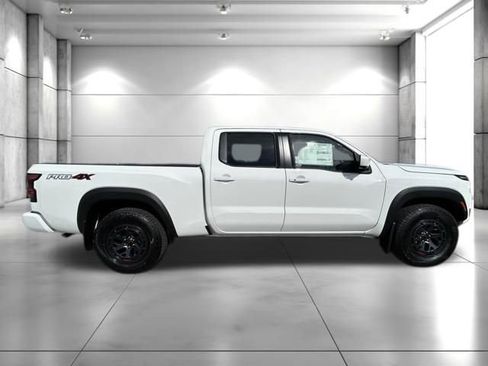 New 2026 Nissan Frontier PRO-4X w/ Pro-4x Convenience Package AWD/4WD image 8