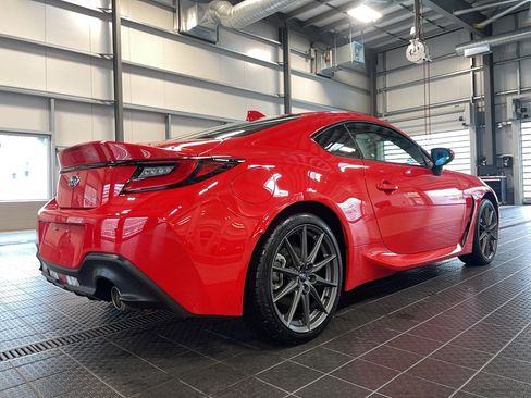 Used 2024 Subaru BRZ Limited image 8