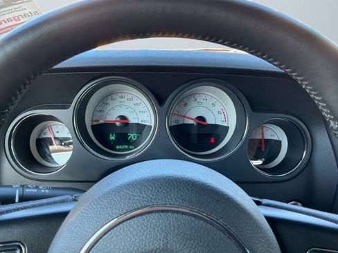 Used 2014 Dodge Challenger R/T RWD image 12