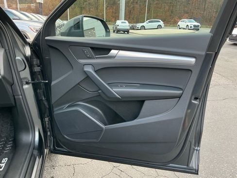 Used 2025 Audi Q5 2.0T Premium w/ Convenience Plus Package image 34