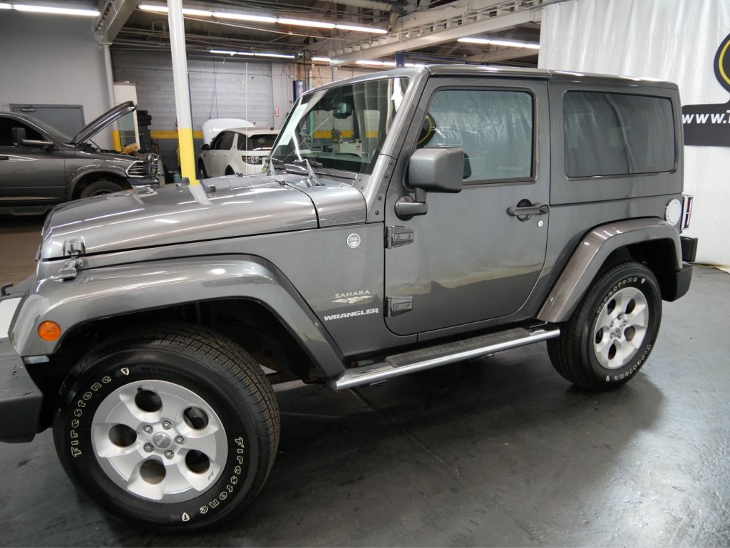 Used 2014 Jeep Wrangler Sahara AWD/4WD image 6