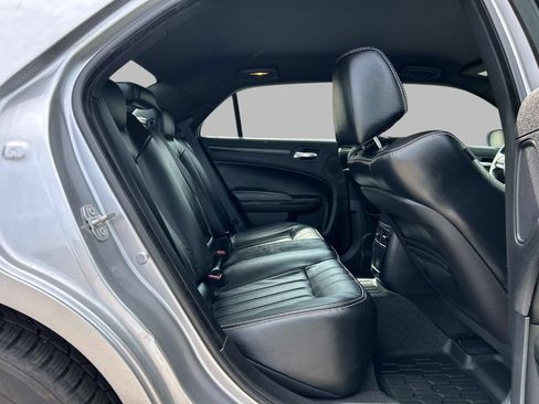 Used 2016 Chrysler 300 S AWD/4WD image 18