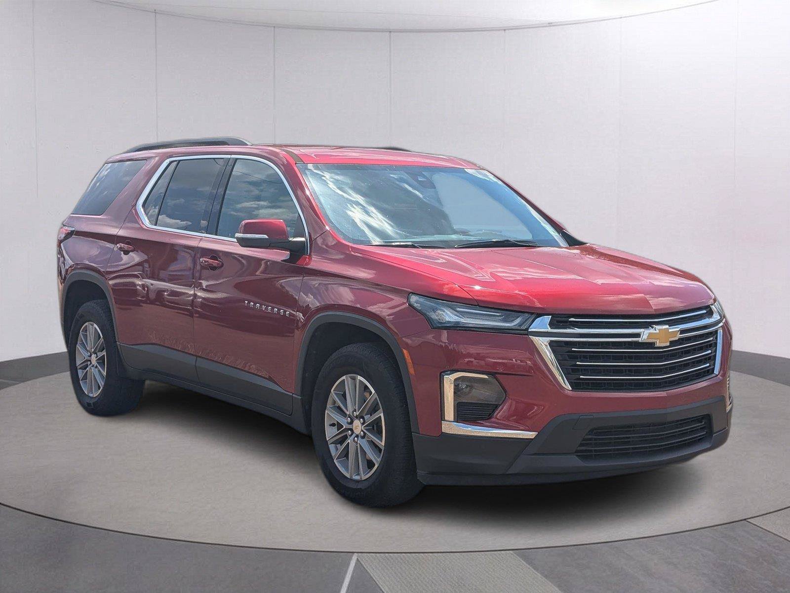 Used 2023 Chevrolet Traverse LT FWD image 7