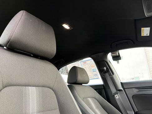 Used 2025 Honda Civic Sport image 15