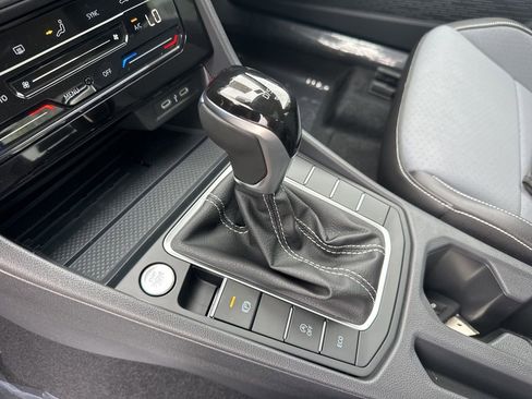 New 2025 Volkswagen Jetta SE image 25