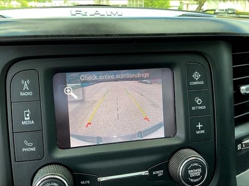 Used 2020 RAM 1500 Big Horn AWD/4WD image 15