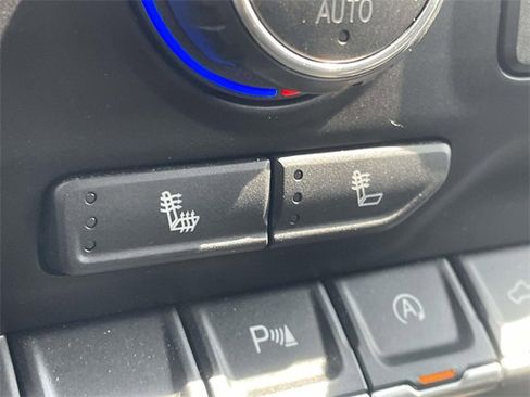 Used 2021 Chevrolet Silverado 1500 LT w/ Convenience Package II image 20