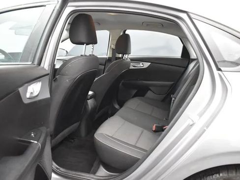 Used 2023 Kia Forte LXS FWD image 15