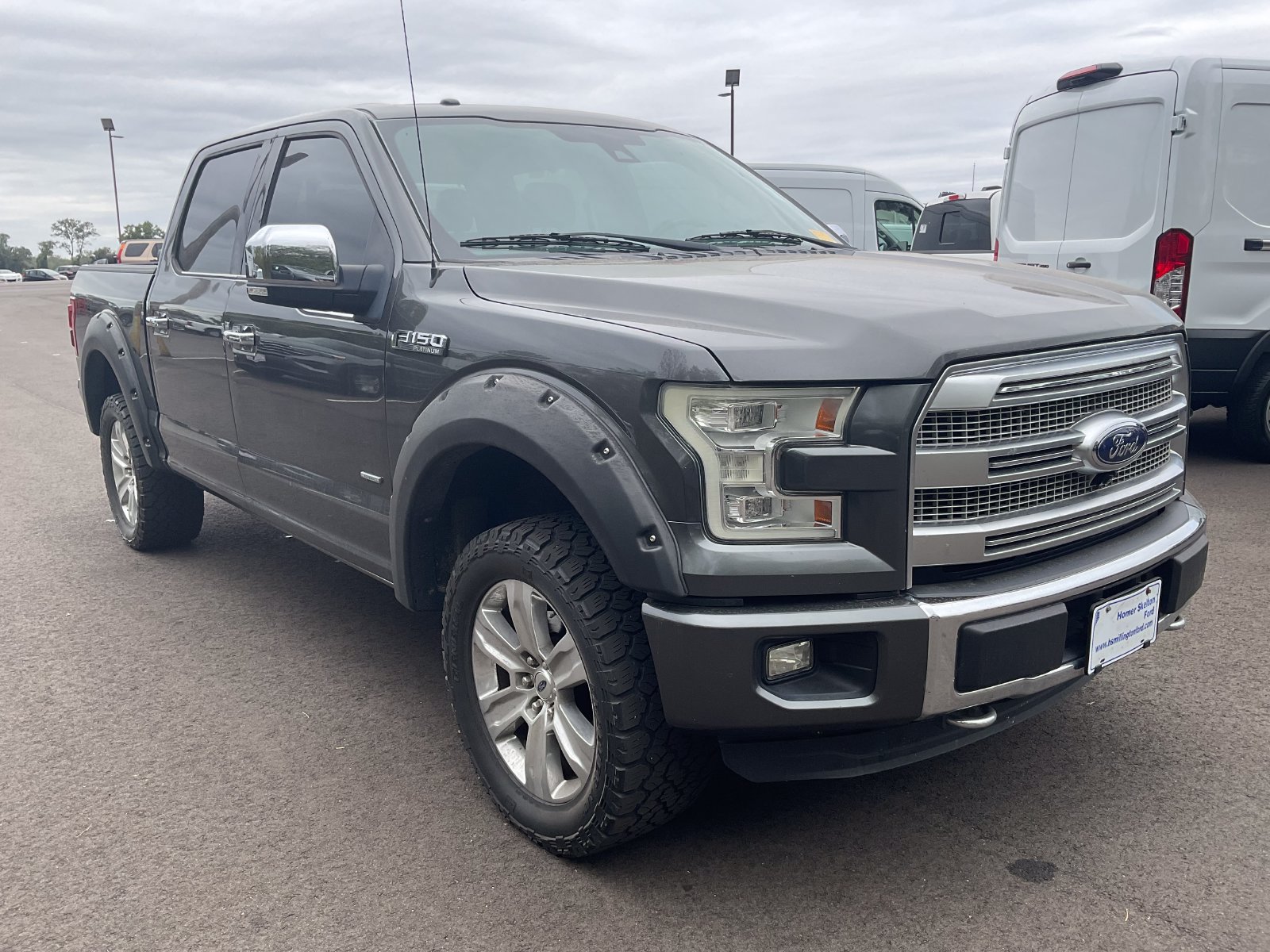 Used 2015 Ford F150 Platinum w/ Equipment Group 701A Luxury AWD/4WD image 1