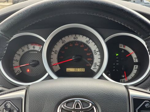 Used 2015 Toyota Tacoma TRD Pro image 26