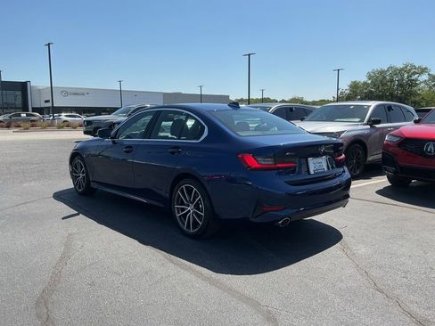Used 2020 BMW 330i xDrive Sedan w/ Convenience Package AWD/4WD image 3