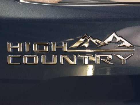 Used 2024 Chevrolet Silverado 3500 High Country w/ Technology Package image 19