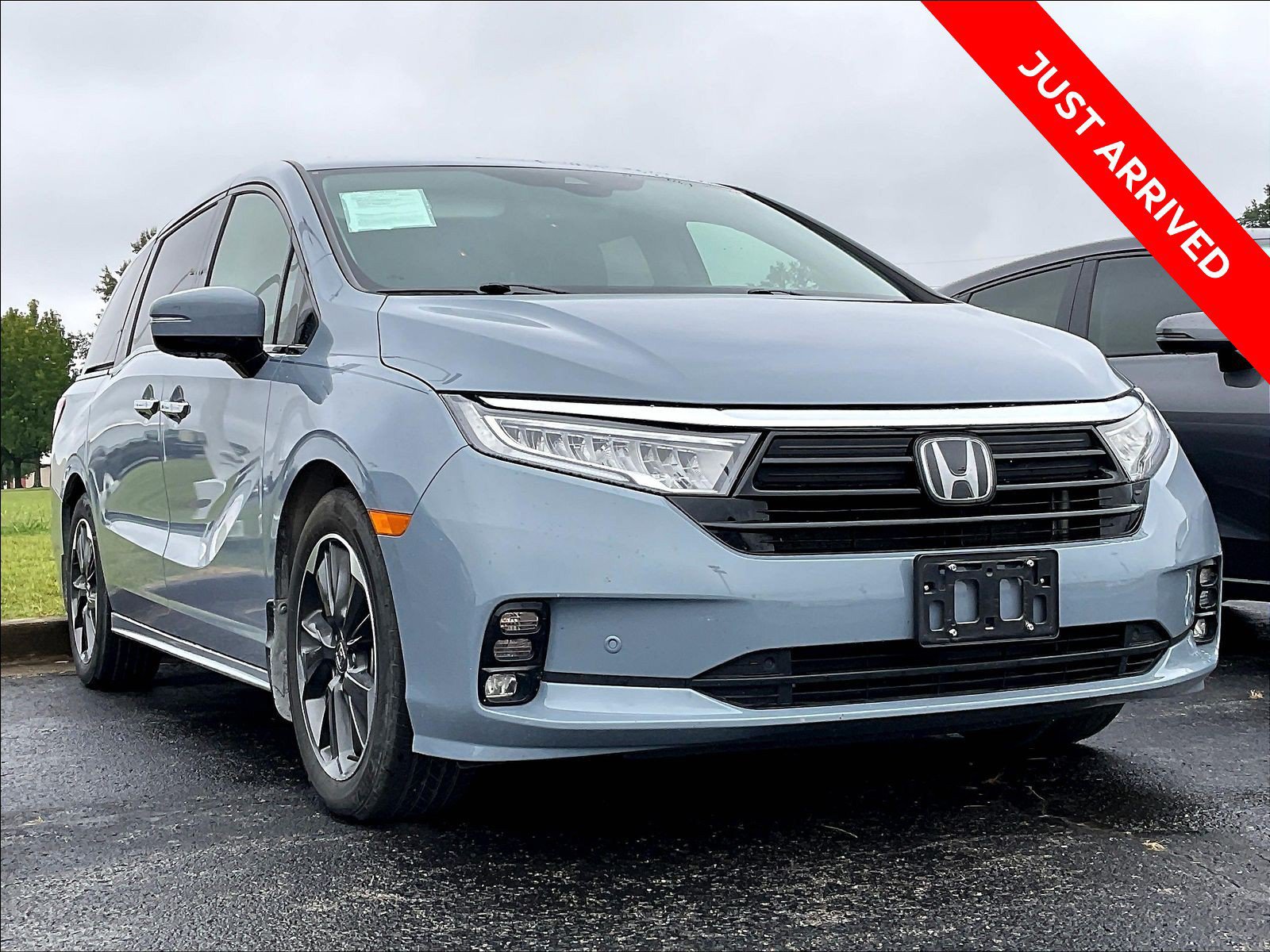 Used 2024 Honda Odyssey Elite image 1