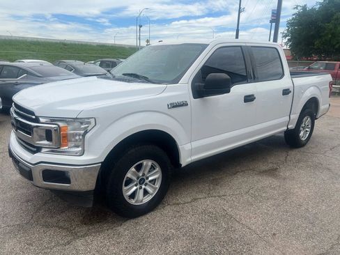 Used 2018 Ford F150 XLT image 4