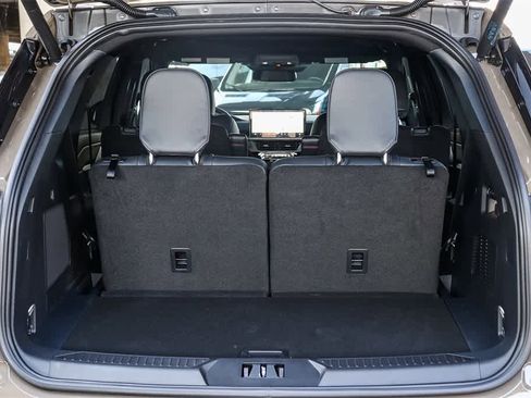 New 2026 Ford Explorer ST w/ Sun And Sound Package image 27