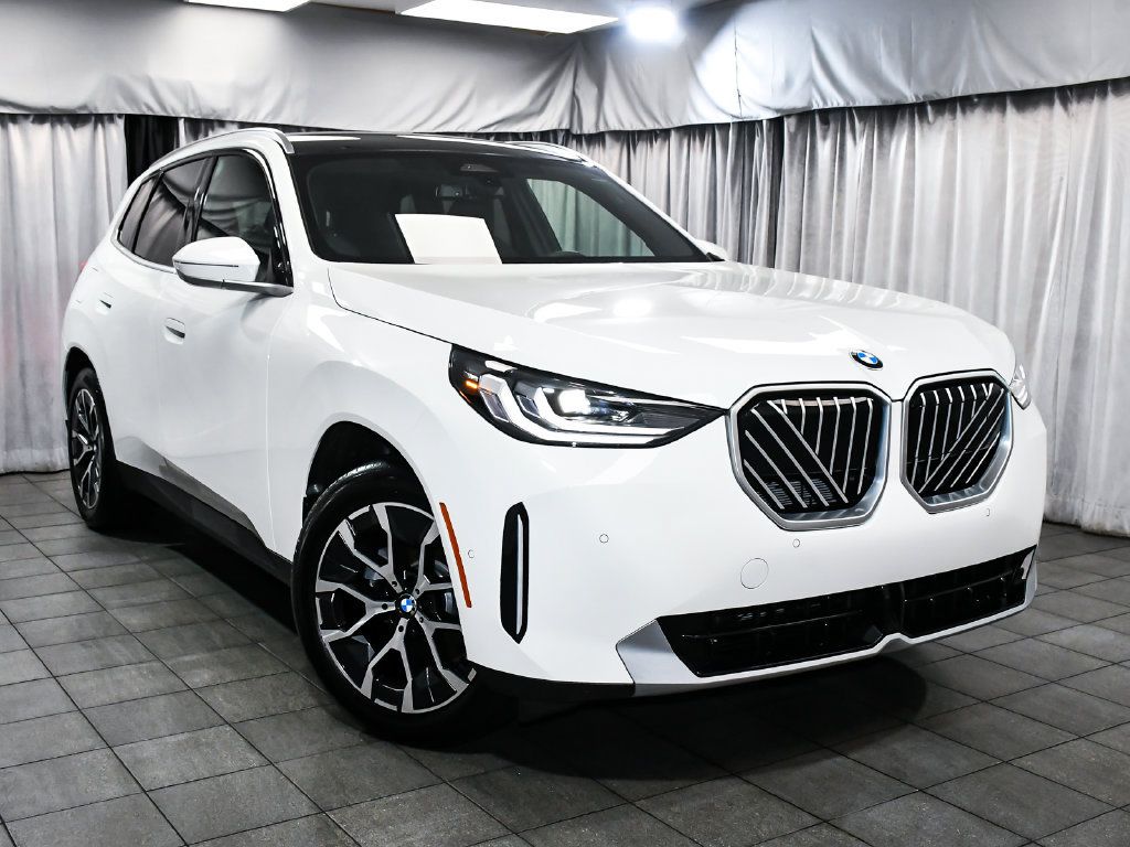 Used 2026 BMW X3 xDrive30i w/ Convenience Package AWD/4WD image 3