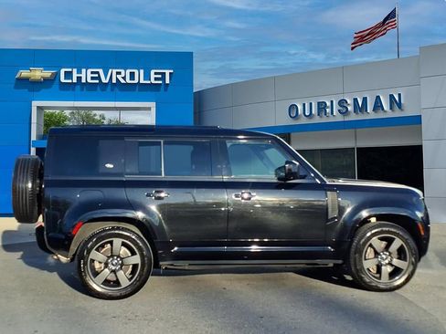 Used 2023 Land Rover Defender 110 X-Dynamic SE image 2