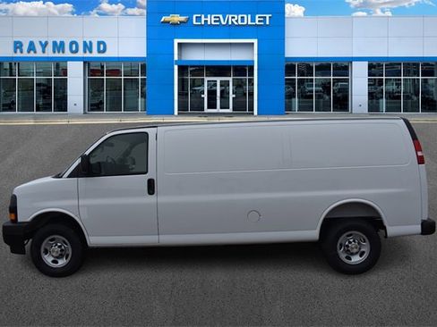 New 2025 Chevrolet Express 2500 Work Van image 6