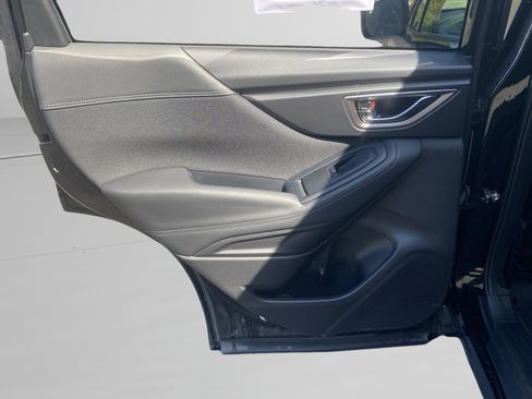 Used 2024 Subaru Forester Premium w/ POP Package 3 image 10