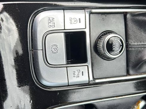 Used 2020 Kia Telluride LX FWD image 25