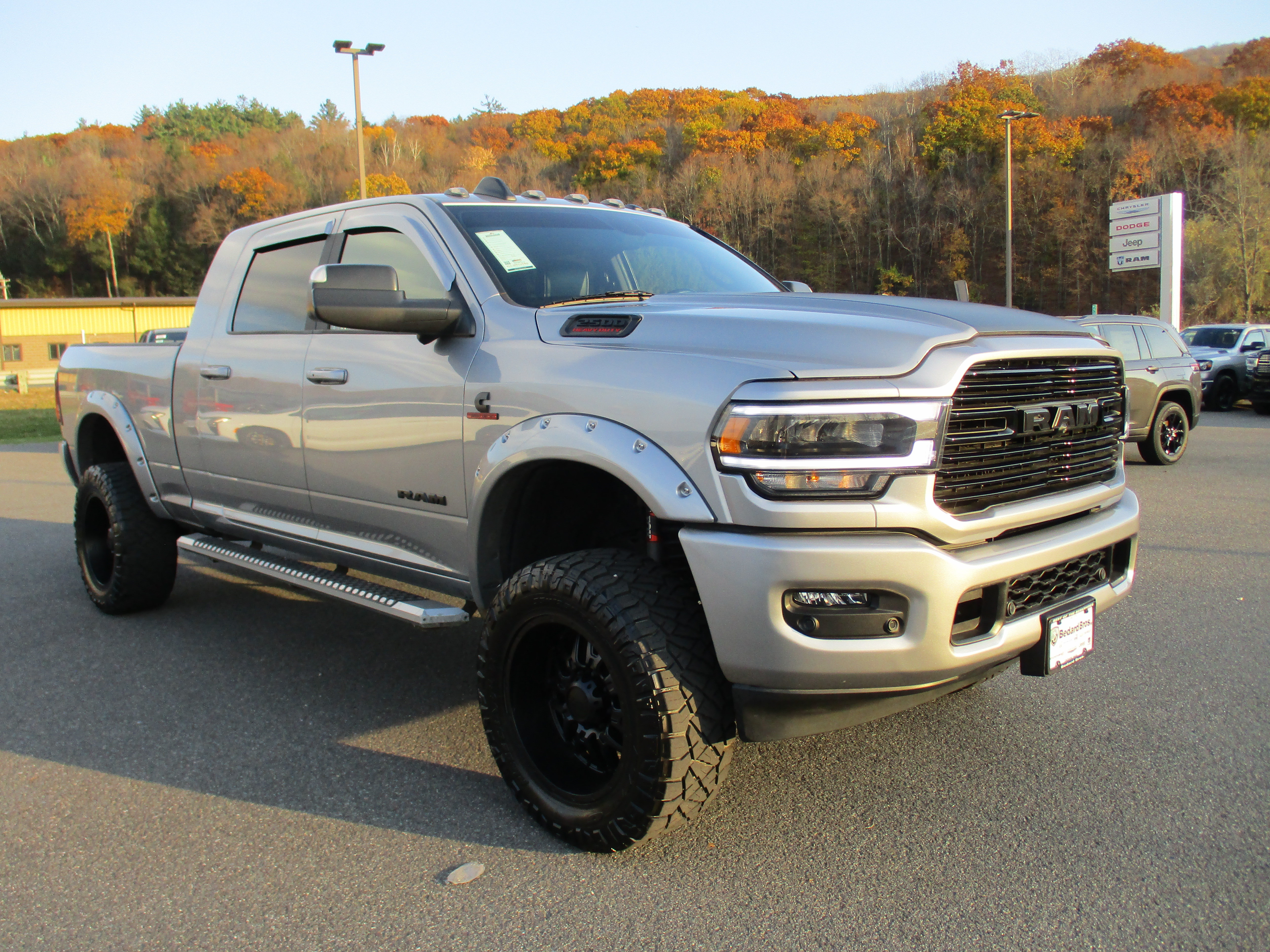 Used 2022 RAM 2500 Laramie AWD/4WD image 3