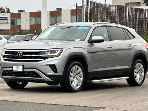 Used 2023 Volkswagen Atlas Cross Sport SE image 9
