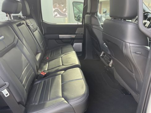 Used 2025 Ford F250 Platinum image 30