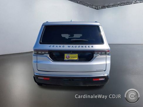 Used 2022 Jeep Grand Wagoneer Series I image 4