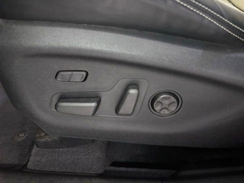 Used 2016 Kia Sorento SX image 10