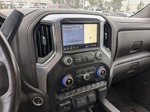 Used 2019 GMC Sierra 1500 SLT w/ SLT Premium Package image 23