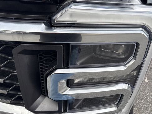 Used 2024 Ford F350 Platinum image 5