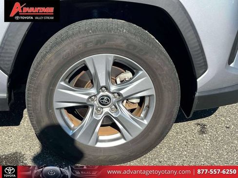 Used 2022 Toyota RAV4 XLE w/ Convenience Package AWD/4WD image 13