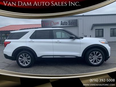 Used 2023 Ford Explorer XLT
