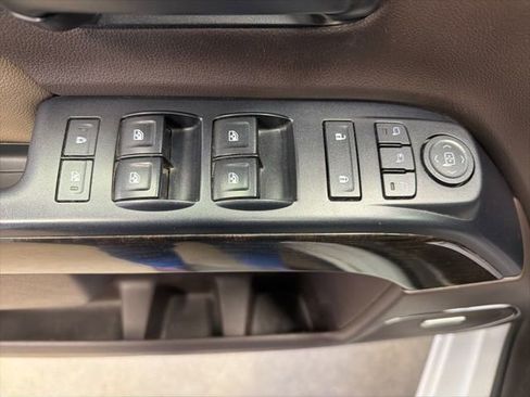 Used 2016 GMC Sierra 1500 Denali w/ Denali Ultimate Package AWD/4WD image 15