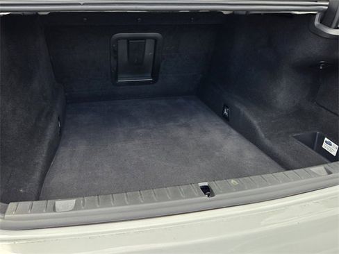 Used 2016 BMW 750i xDrive image 14