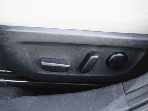 Used 2022 MAZDA MAZDA3 s AWD/4WD image 28