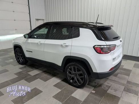 Used 2026 Jeep Compass Limited AWD/4WD image 2