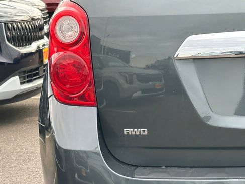 Used 2011 Chevrolet Equinox LT w/ Driver Convenience Package image 26