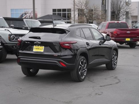Used 2025 Chevrolet Trax RS w/ Sunroof Package image 6
