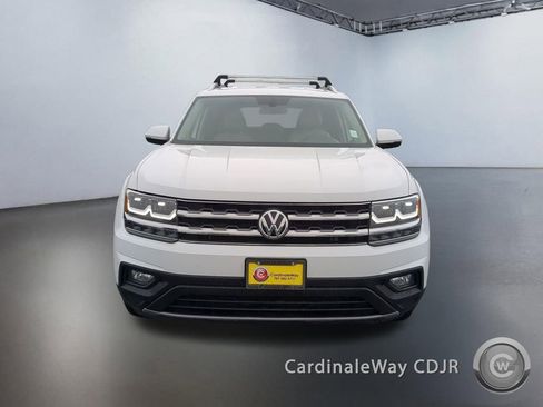 Used 2018 Volkswagen Atlas SE image 2